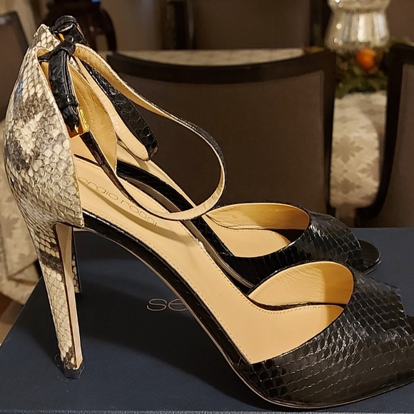 Sergio Rossi heels - Picture 2 of 5